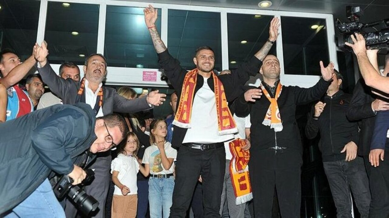Cimbom'un yeni yıldızı İstanbul'a ayak bastı! Mauro Icardi sarı-kırmızılılarla buluştu