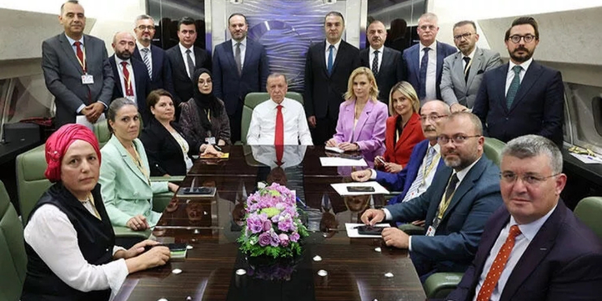 Cumhurbaşkanı Erdoğan'dan Balkan turu dönüşü önemli açıklamalar: Ana muhalefetin başındaki adamın “talaeal bedru aleyna” dan haberi yok!