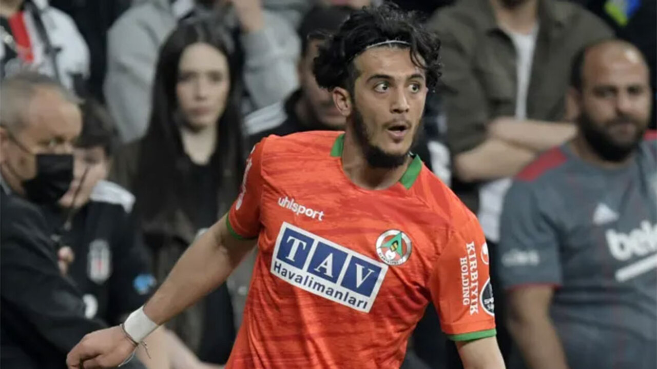 Beşiktaş transferi açıkladı! Tayfur Bingöl resmen Kartal oldu