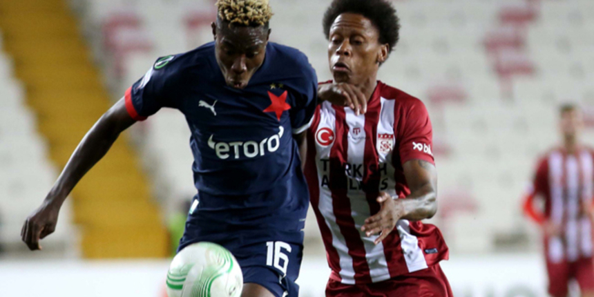 Sivas'ta puanlar paylaşıldı! Yiğidolar, Slavia Prag ile 1-1 berabere kaldı