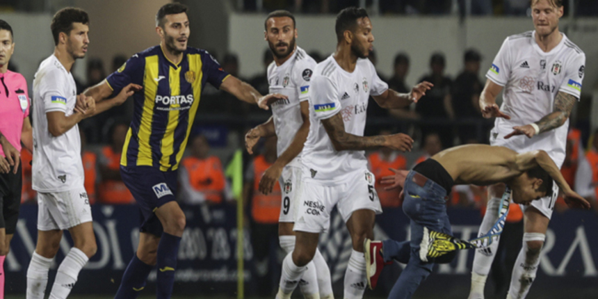 Profesyonel Futbol Disiplin Kurulu açıkladı! Josef de Souza'nın cezası belli oldu