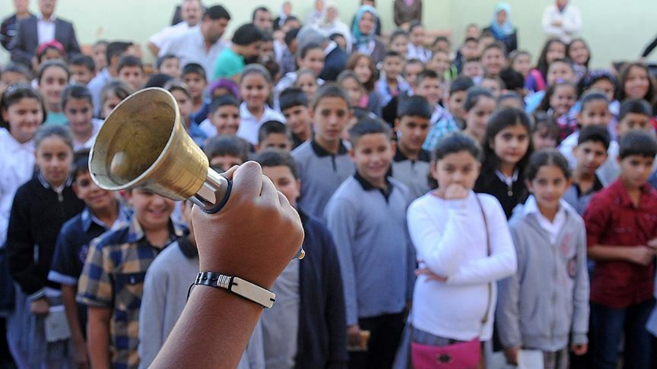 İlk ders zili bugün çaldı: 19 milyon öğrenci ve 1,2 milyon öğretmen için yeni eğitim öğretimin ilk günü!
