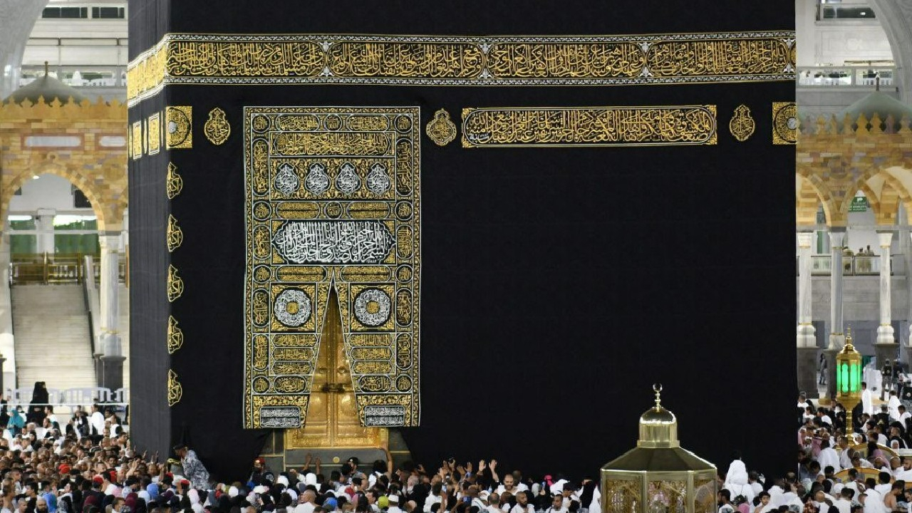 19 parça Kabe örtüsü Türkiye'de! Müzede toplu halde sergilenecek