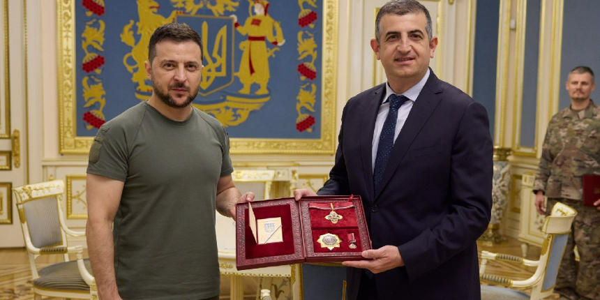 Baykar Genel Müdürü Haluk Bayraktar'a, Zelenskiy tarafından 1. Derece Devlet Liyakat Nişanı verildi