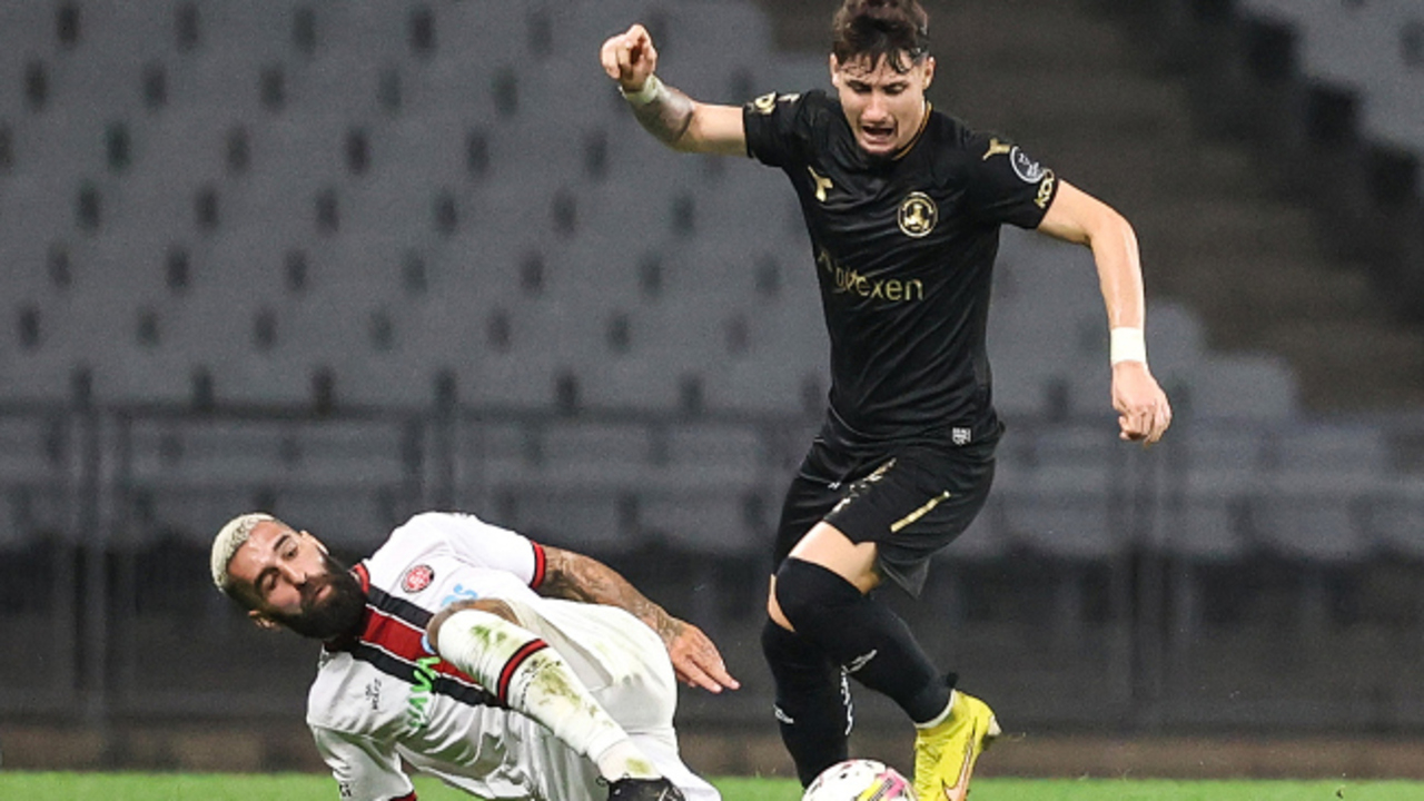 İstanbul'da puanlar paylaşıldı! Karagümrük, Giresunspor'la 1-1 berabere kaldı
