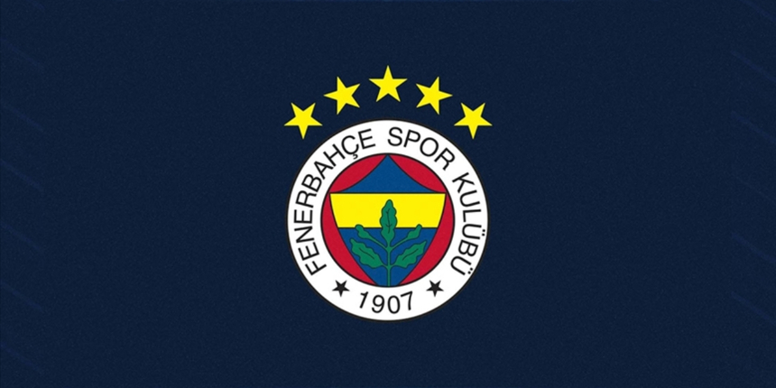 Fenerbahçe'de 3 isim için flaş karar! Sarı-lacivertlilerin Süper Lig kadrosu belli oldu