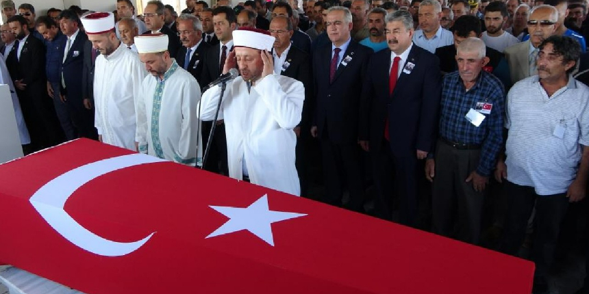 Pençe-Kilit şehidi Fatih Kalkan son yolculuğuna uğurlandı