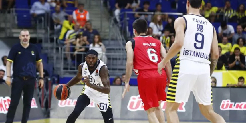 Istanball Cup turnuvasında Fenerbahçe Beko - Olympiacos'a 79-93 mağlup oldu