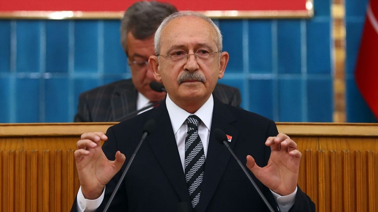 Parlamenter sisteme dönüş vaadeden CHP'de "partili cumhurbaşkanı" arayışı başladı