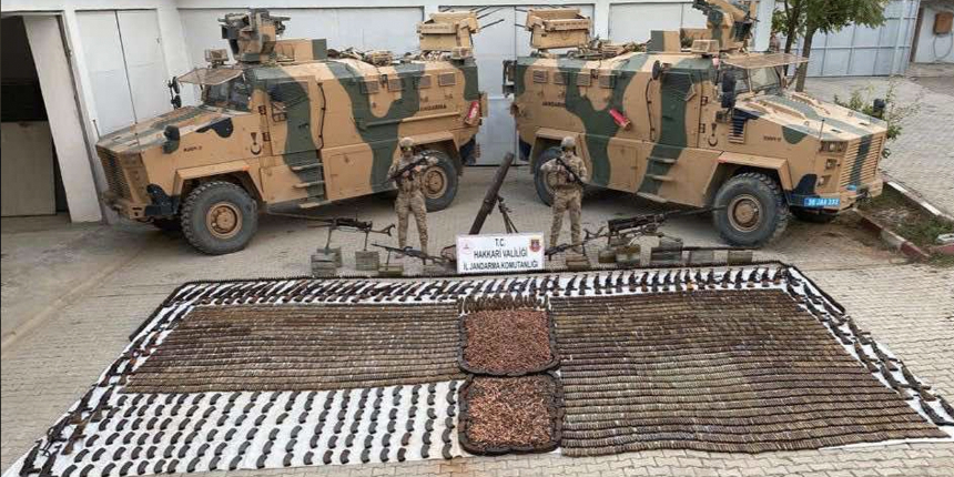 Hakkari'de Eren Abluka-37 operasyonu başladı: Teröristlerin cephaneliği ele geçirildi