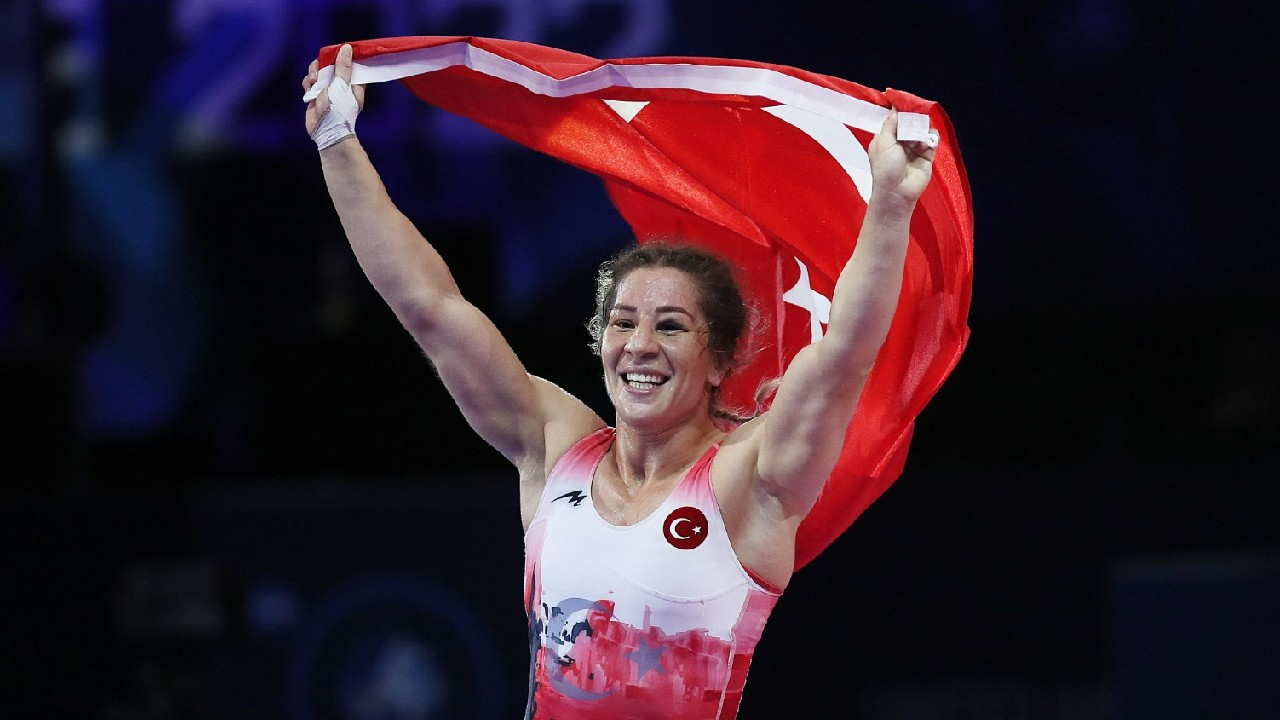 Yasemin Adar Yiğit, ikinci kez dünya şampiyonu!