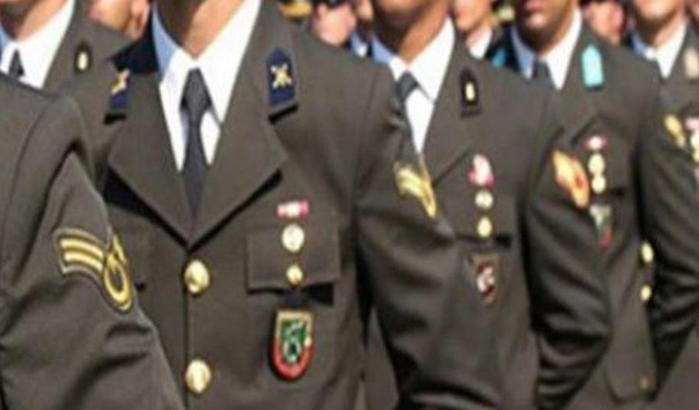 TSK'da binlerce askere FETÖ incelemesi