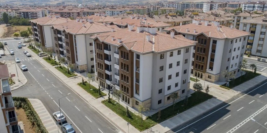 Türkiye'nin en büyük konut projesine başvuranların sayısı 1 milyonu geçti