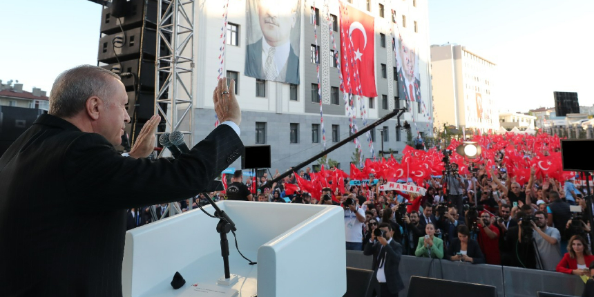 Cumhurbaşkanı Erdoğan'dan üniversite öğrencilerine müjde!