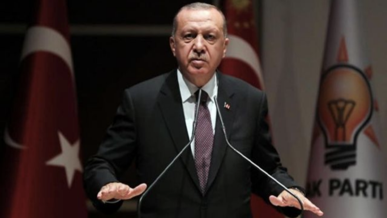 Cumhurbaşkanı Erdoğan'ın fotoğrafıyla para sayma videosu çekmişlerdi! Başsavcılık harekete geçti