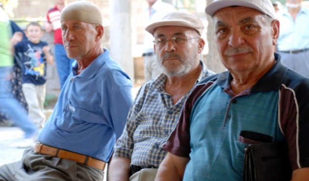 Zam için nefesler tutuldu! Memur ve emekliler tek yürek oldu...