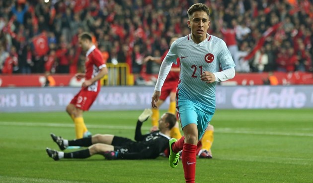 Fenerbahçe'de dev transfer: Emre Mor'un menajeri İstanbul'da!