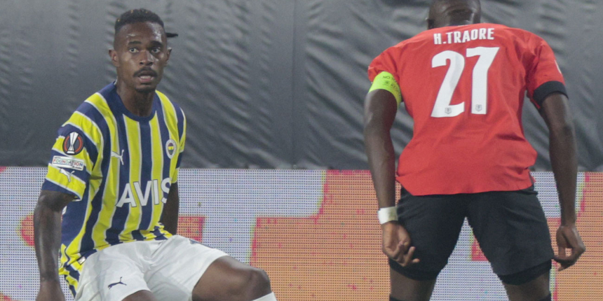 Jorge Jesus Lincoln Henrique'ye kariyerinde ilki yaşattı