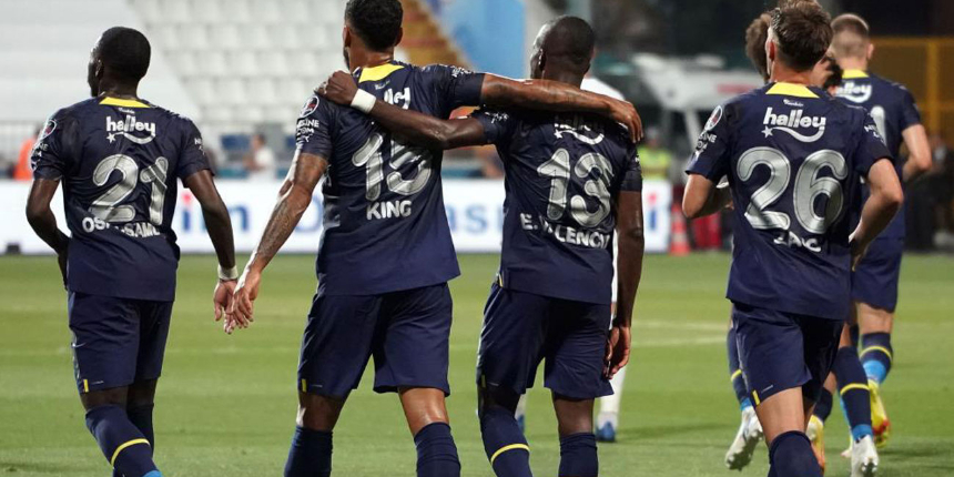 Fenerbahçeli futbolcuya dev transfer teklifi