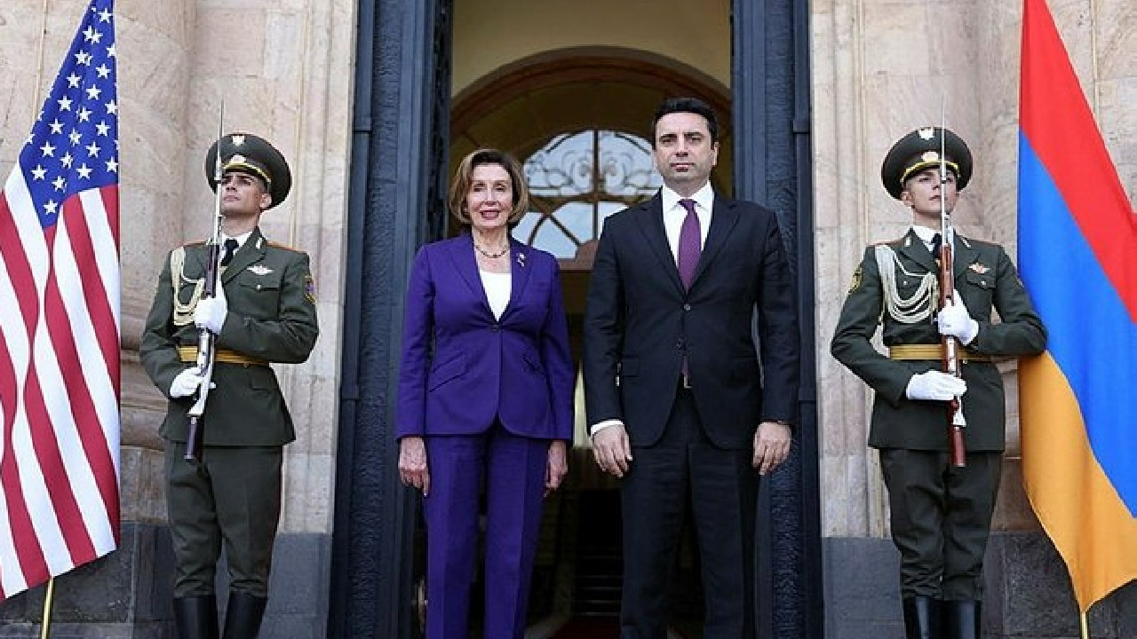 ABD Temsilciler Meclisi Başkanı Pelosi, çatışmalar konusunda Azerbaycan'ı suçladı!