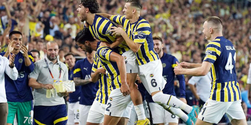 Fenerbahçe'de Beşiktaş derbisi öncesi büyük tehlike