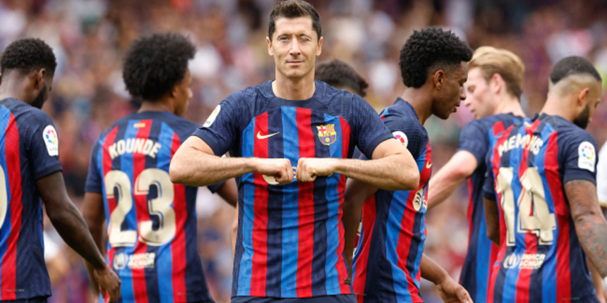 Lewandowski atıyor Barça uçuyor! Katalan temsilcisi Elche'yi 3-0'la geçiyor