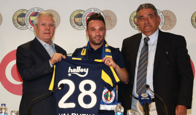 Fenerbahçe, Mathieu Valbuena ile sözleşme imzaladı