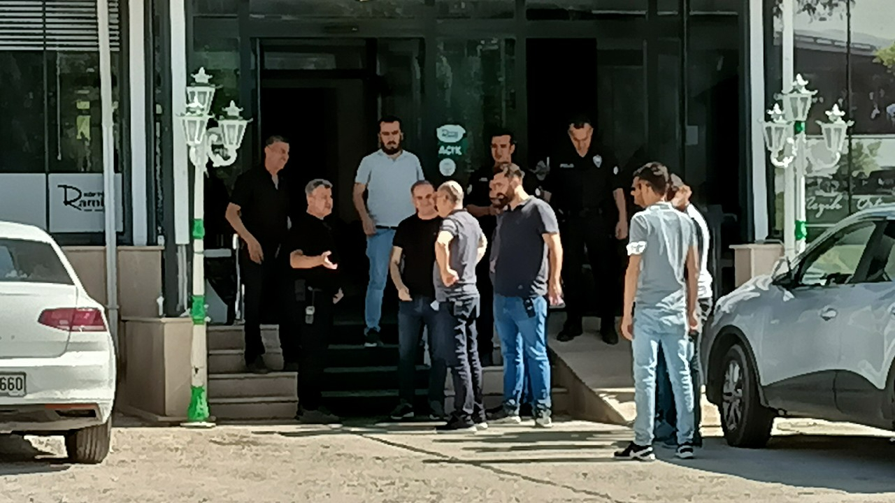 Kırşehir'de boşanmak üzere olduğu eşini öldüren şahıs hastanede öldü