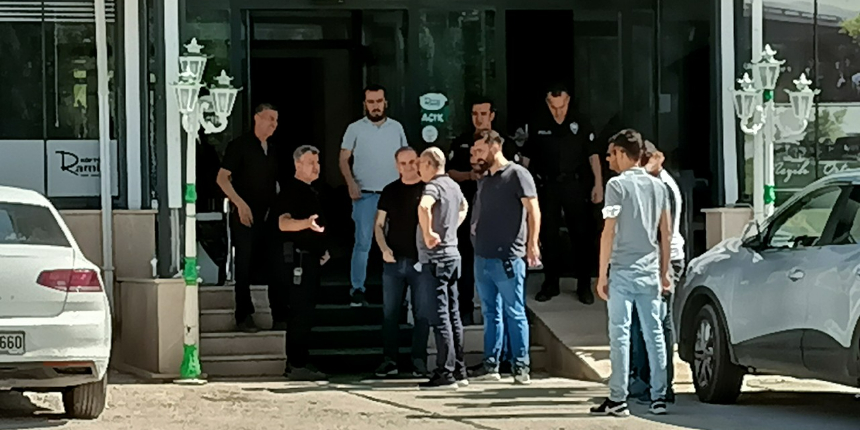 Kırşehir'de boşanmak üzere olduğu eşini öldüren şahıs hastanede öldü