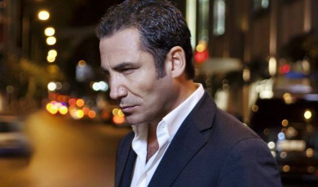 Ferhat Göçer asıl mesleğini kullandı... Uçakta hayat kurtardı!