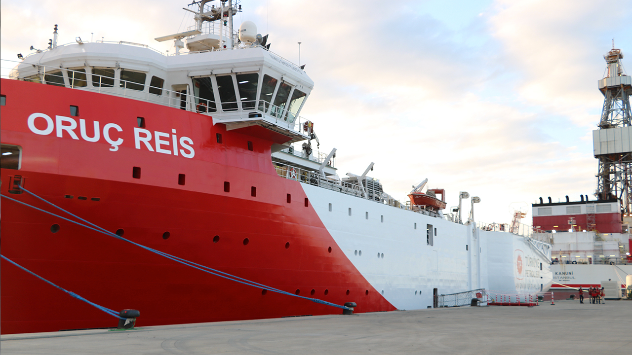 Karadeniz'de keşfedilen doğalgazın karaya ilk akışının gerçekleşeceği tarih belli oldu