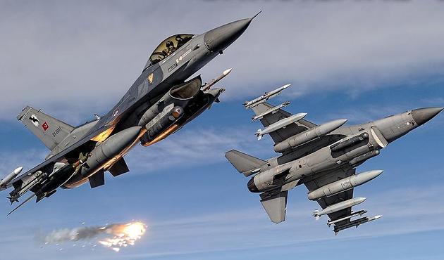 Kuzey Irak'a hava harekatı! Üs bölgelerine saldırı hazırlığındaki 14 terörist öldürüldü...