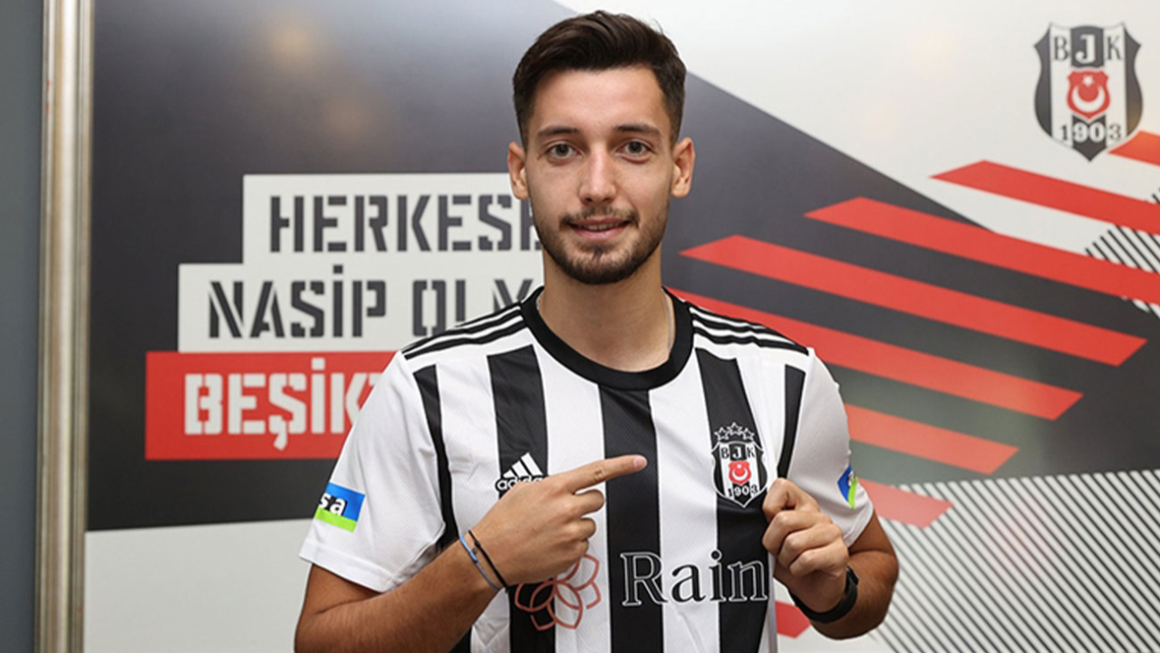 Tayyip Talha Sanuç: Futbola başladığım günlerde bugünlerin hayali ile yaşıyordum