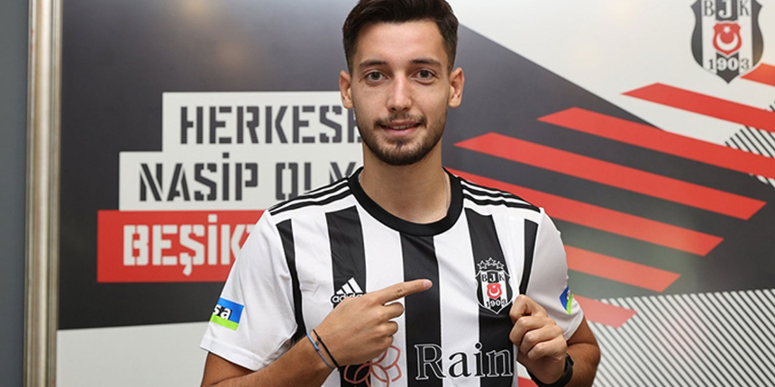 Tayyip Talha Sanuç: Futbola başladığım günlerde bugünlerin hayali ile yaşıyordum