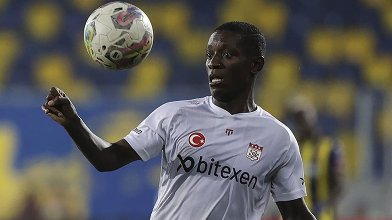 Max Gradel gol yükünü de omuzluyor