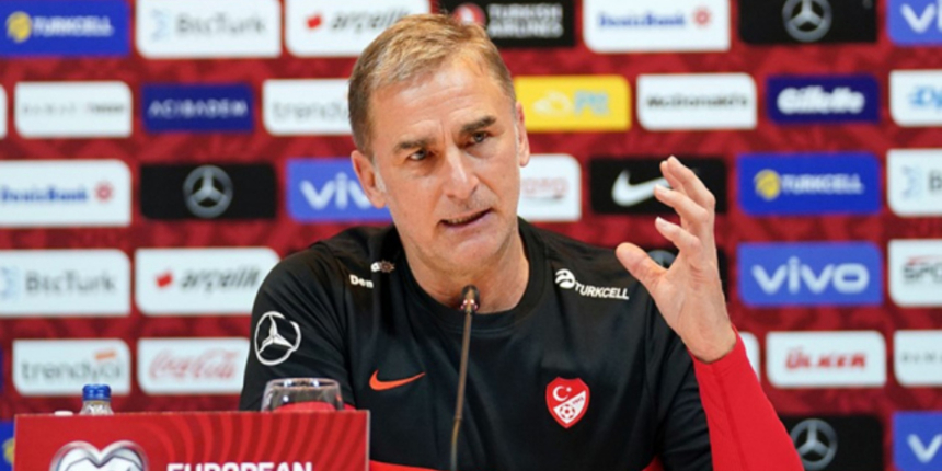 A Milli Futbol Takımı Teknik Direktörü Stefan Kuntz'dan Ferdi Kadıoğlu sözleri: O çok yönlü...