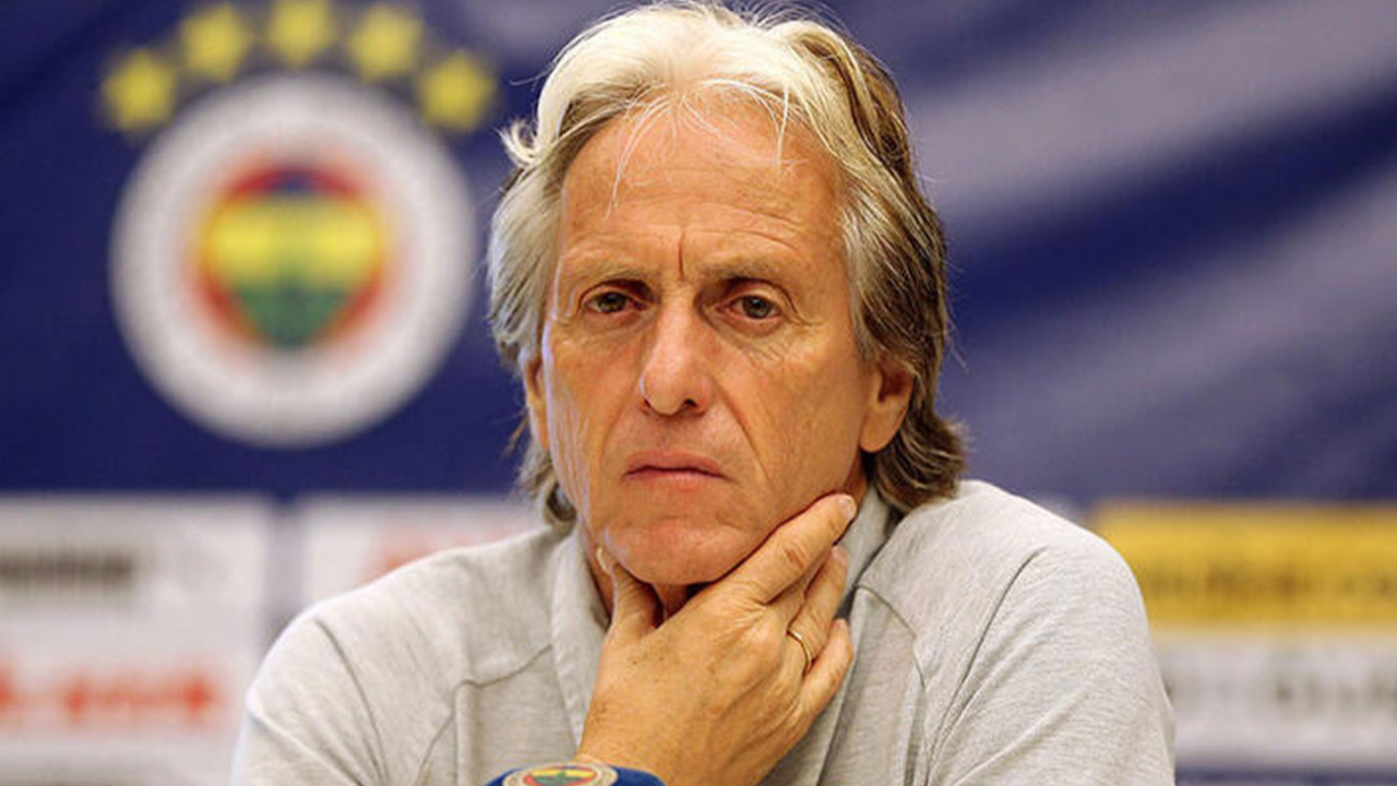 Jorge Jesus: Hedeflerimizin en önemlisi Fenerbahçe'yi şampiyonluğa ulaştırabilmek