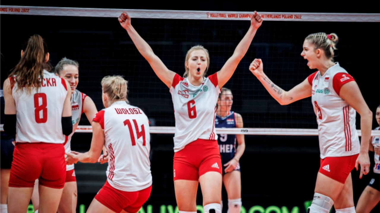 Dünya Kadınlar Voleybol Şampiyonası'nda heyecan başladı! Polonya, Hırvatistan'ı 3-1 mağlup etti