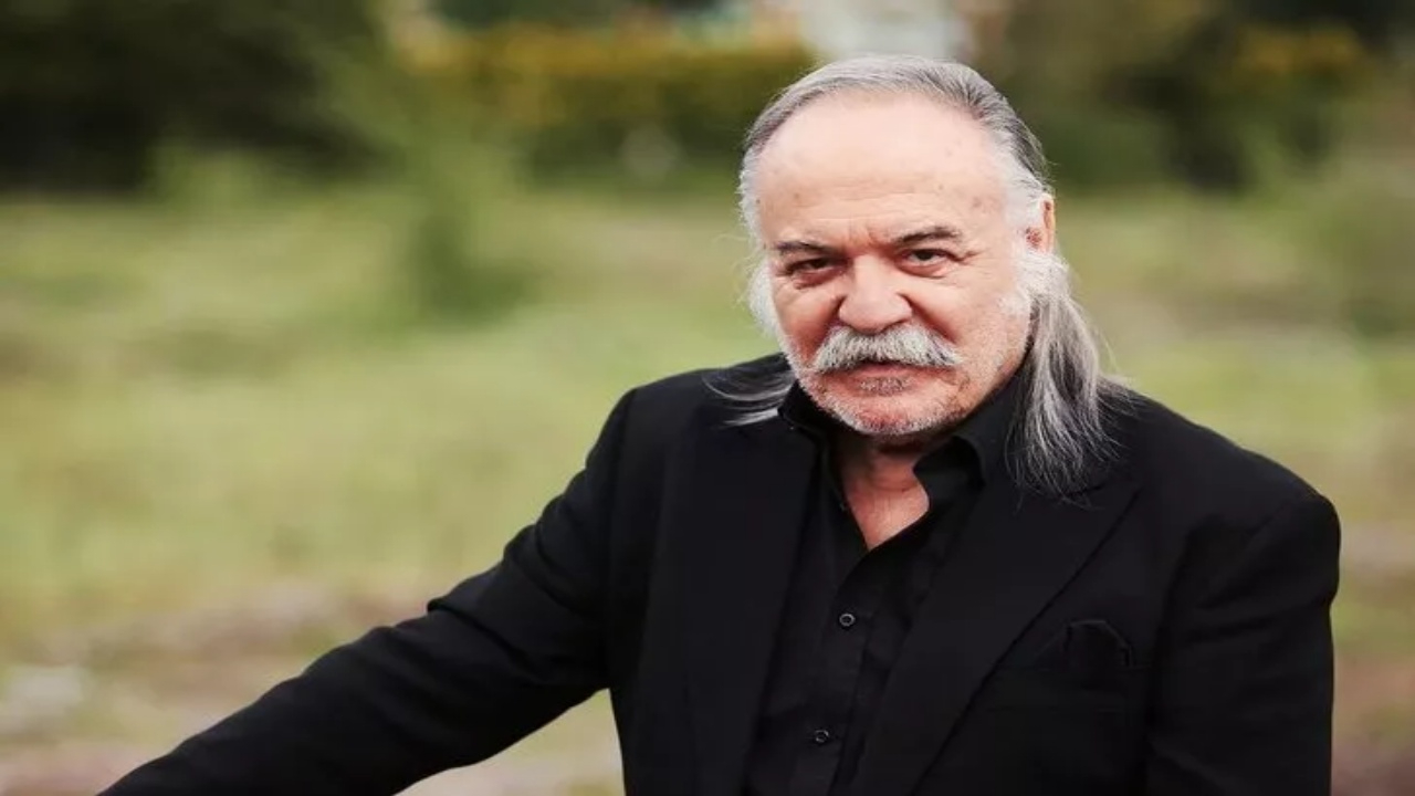 Çetin Tekindor'un Oğluyla Paylaşımlarıne Beğeni Yağdı! İlk Kez Görenlerin Bir Tek Yorumu Var