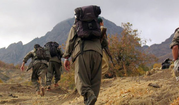PKK'nın yeni planı! Türk bayraklı tişört giyip, tünel kazıyorlar