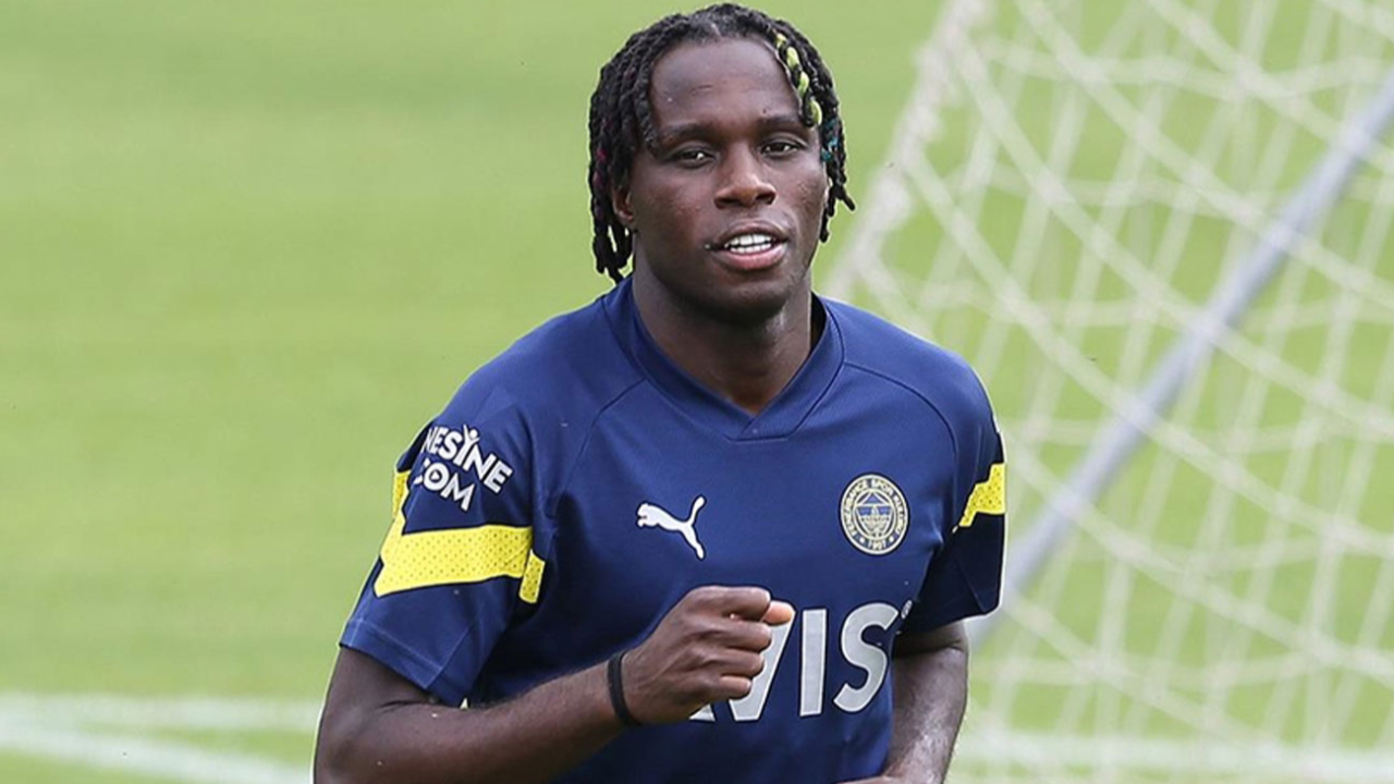 Bruma Fenerbahçe'den ayrılmak istemiyor