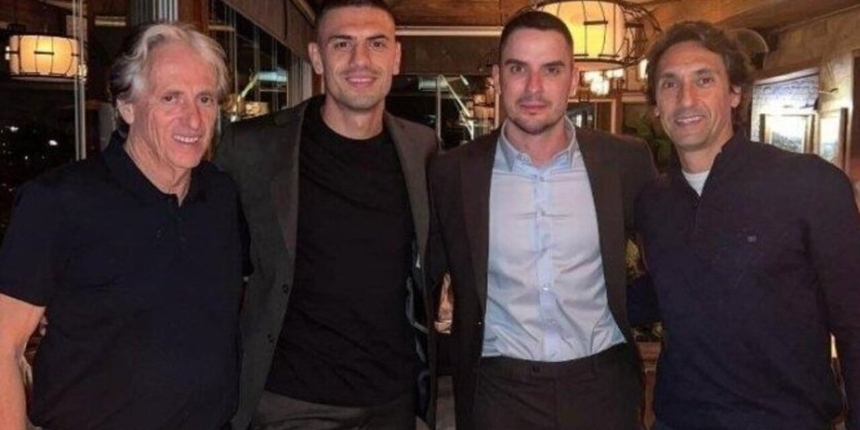 Milli oyuncu Merih Demiral'dan Jorge Jesus'a jest! Üzerimde emeği çok büyük