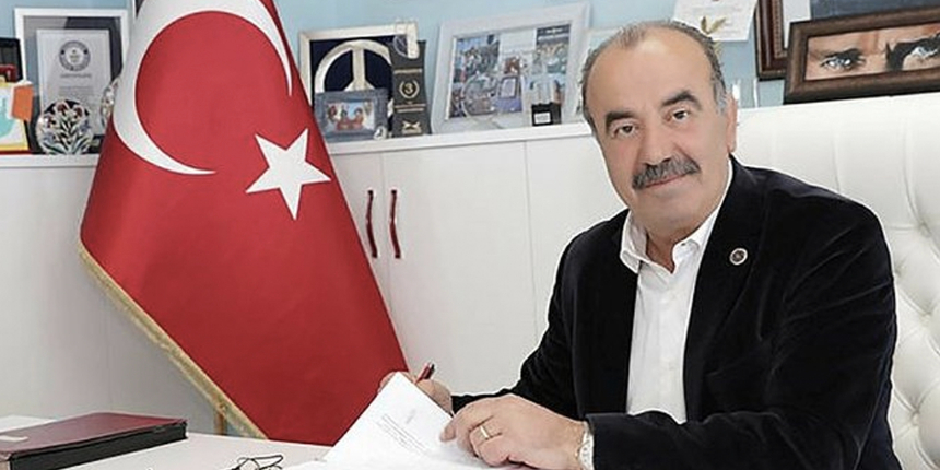 Daha önce işçileri tehdit eden CHP'li belediye başkanından yeni skandal: Yeğenini müdür yaptı