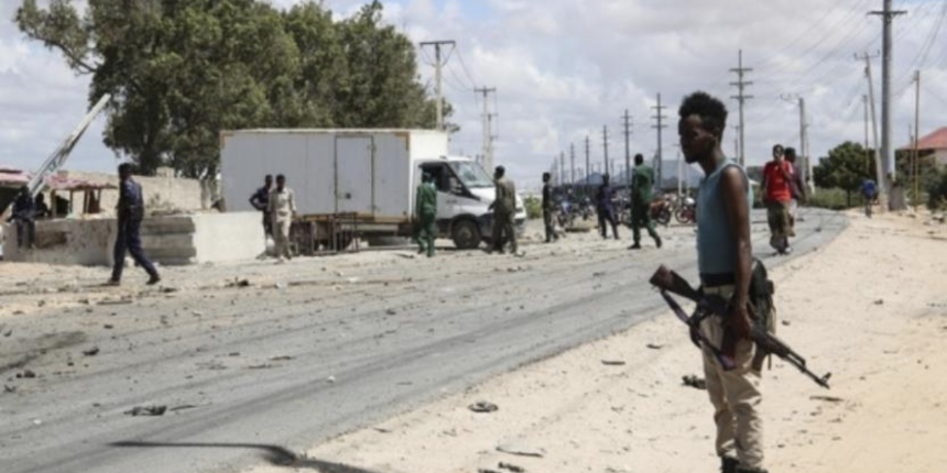 Somali’de askeri üsse bombalı saldırı: 1 ölü, 6 yaralı