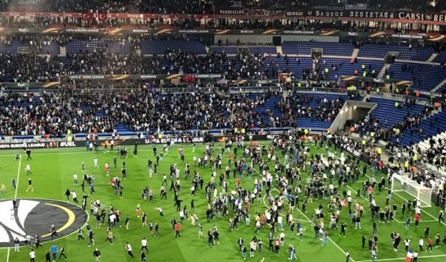 Beşiktaş'tan flaş karar: UEFA'dan ceza gelirse...