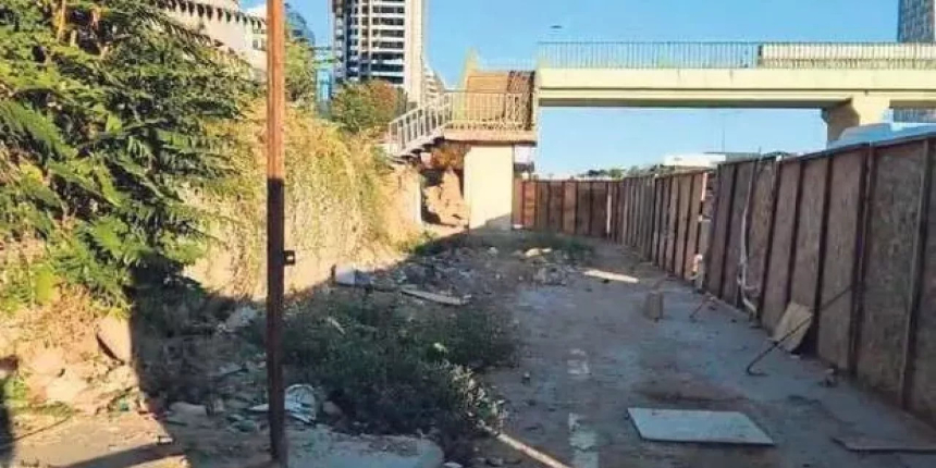 İBB'nin kaderine terk ettiği üst geçit! Aylardır tadilat yapmıyor...