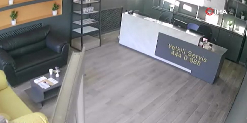 Ardahan’daki depremde yaşanan korku dolu anlar kamerada!