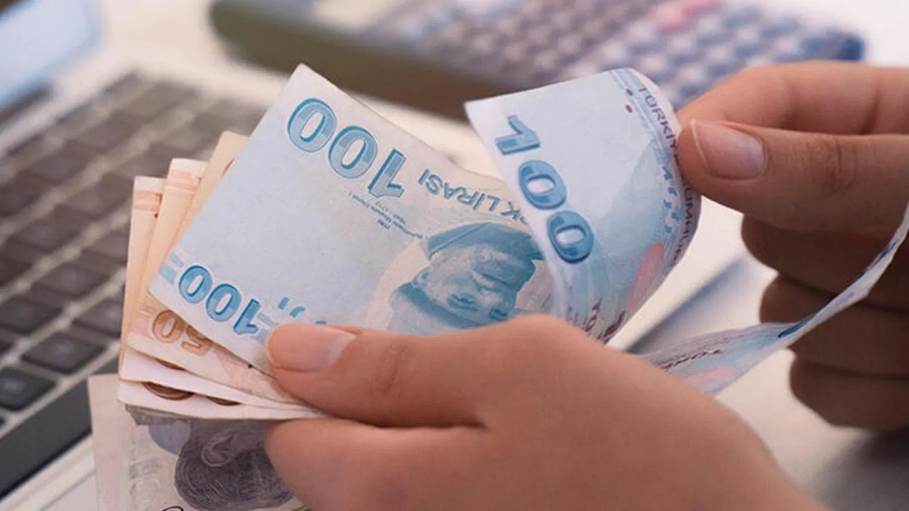 Asgari ücret için çok konuşulacak iddia! "En az yüzde 80 zam gelecek, 9 bin 900 TL'yi bulacak"