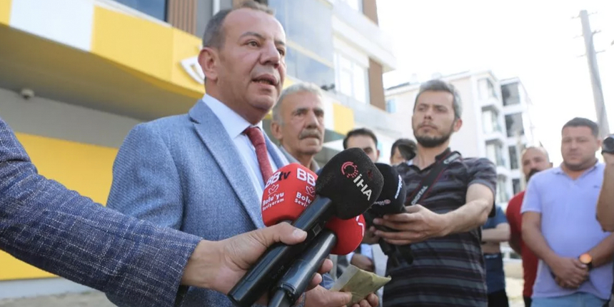 CHP'den geçici olarak ihraç edilen Tanju Özcan HDP'ye kına yolladı: Onlarla hesabım bitmeyecek