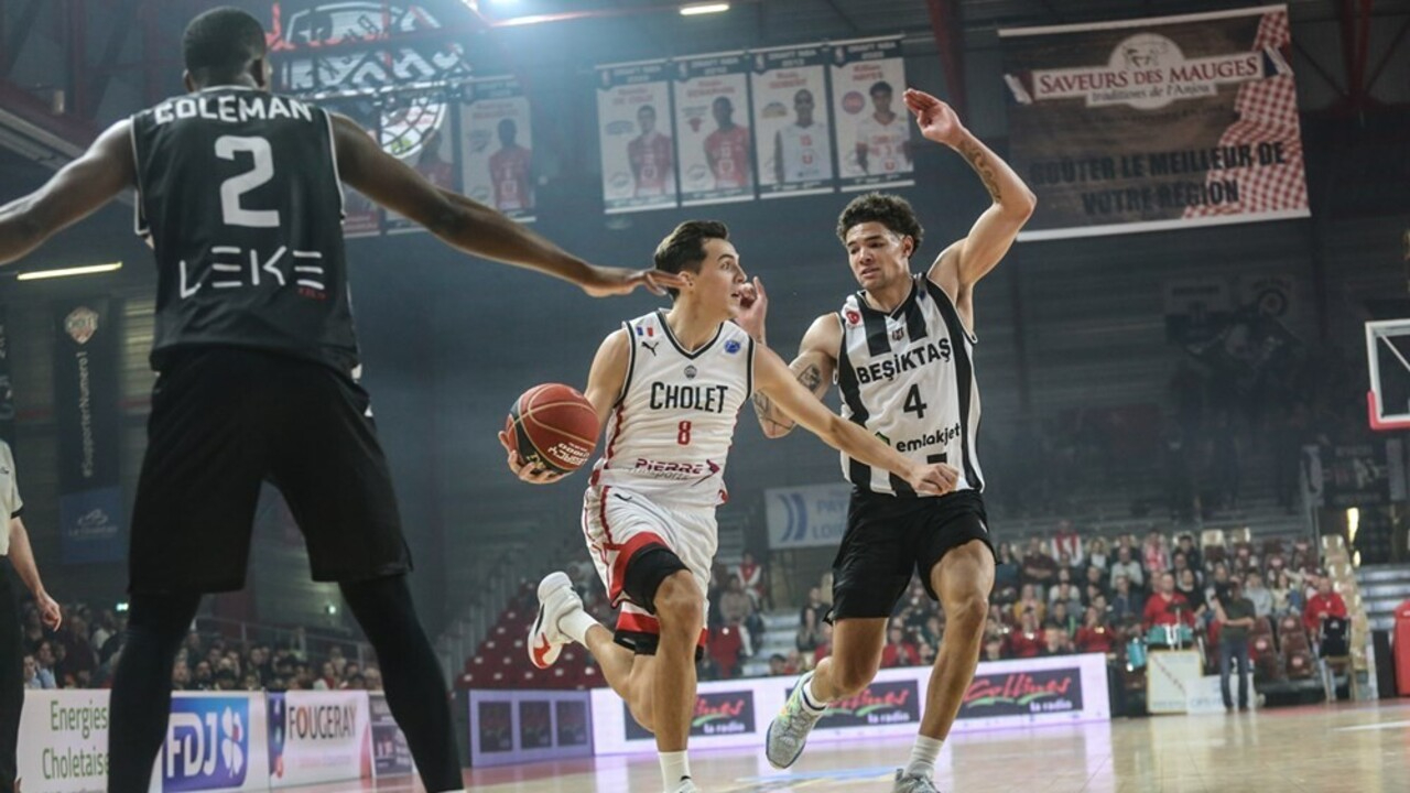 Beşiktaş, Cholet Basket'a 93-62 yenilerek FIBA Avrupa Kupası'na yarı finalde veda etti